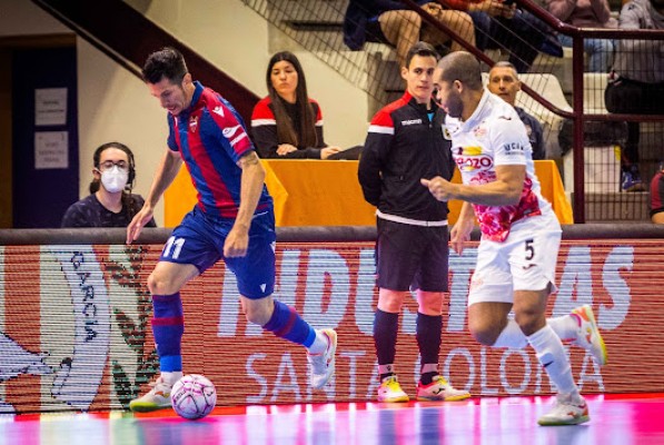 ElPozo enlaza dos partidos sin marcar por primera vez en cuatro años con Giustozzi