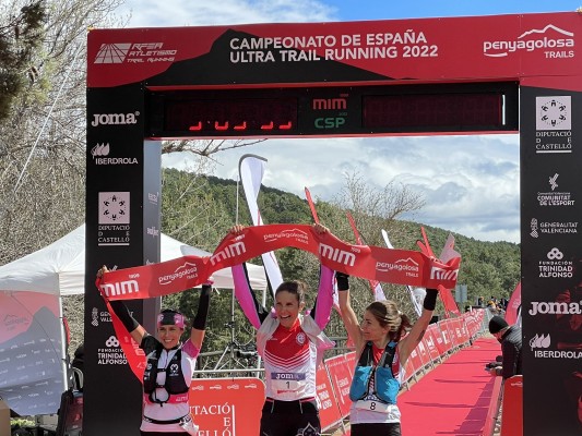 Aritz Egea y Marta Molist se llevan el campeonato de España en la MiM del Penyagolosa Trails