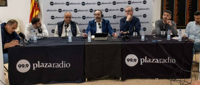 El '90 Minuts' en la Agrupación de Peñas abrió la programación de 99.9 Plaza Radio para la Copa