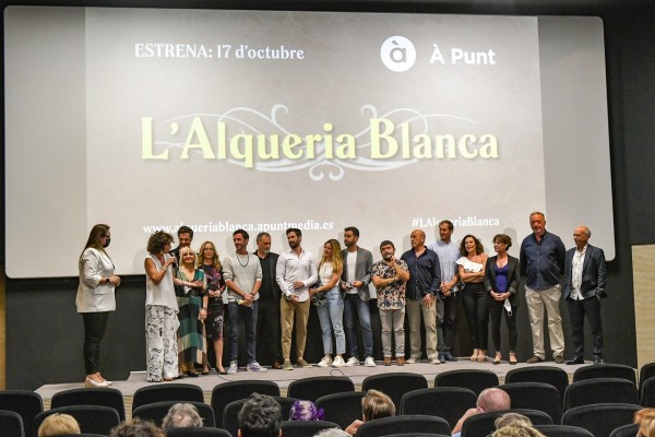 À Punt preestrena la nueva etapa de 'L'Alqueria Blanca' a lo grande