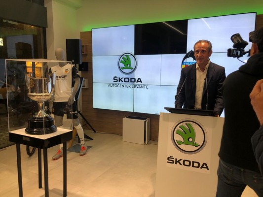 La Copa del Rey, presente en Skoda Autocenter Levante antes de partir a Sevilla