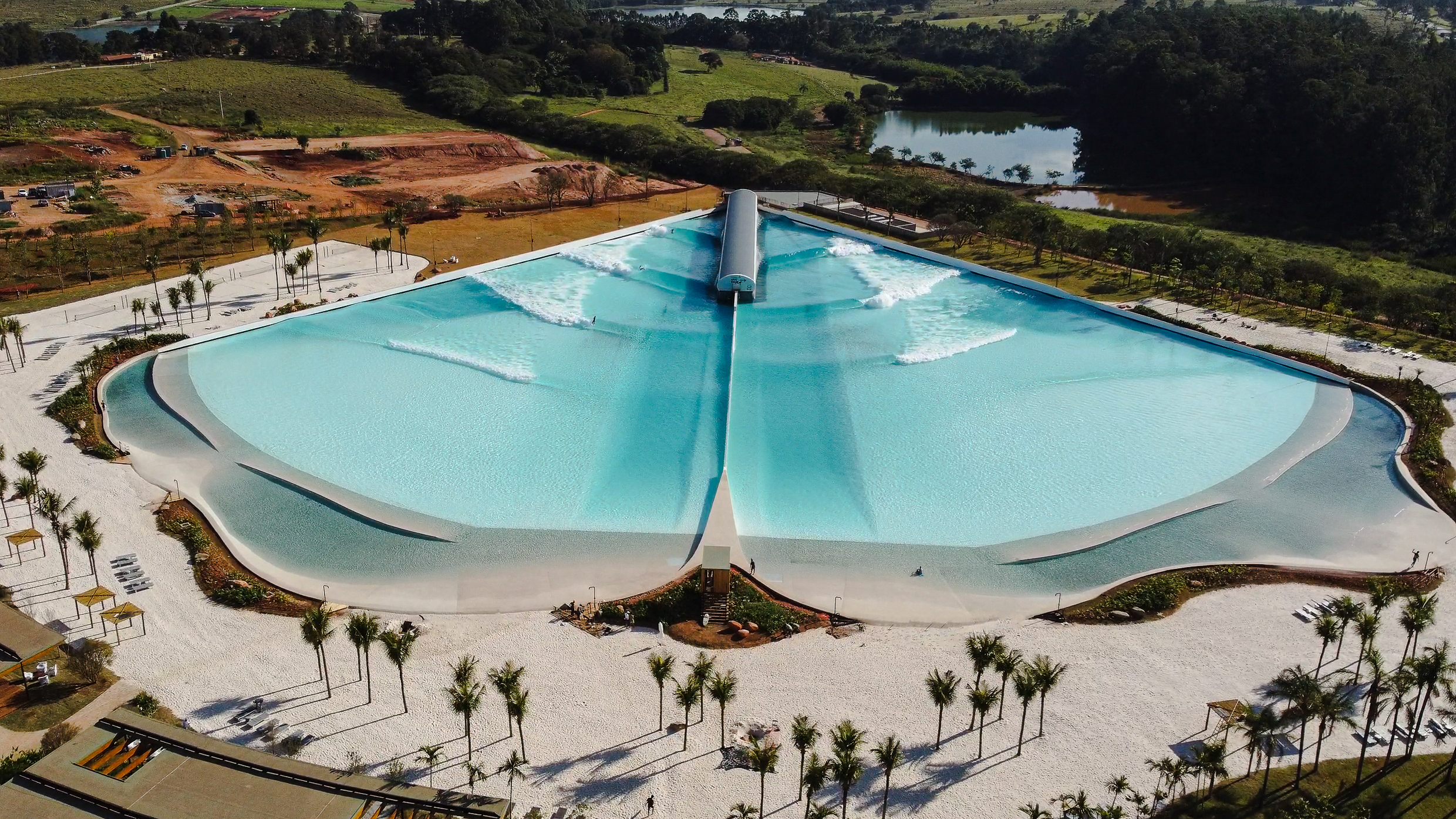 Instalaciones en Brasil. Cortesía de Wavegarden. - 