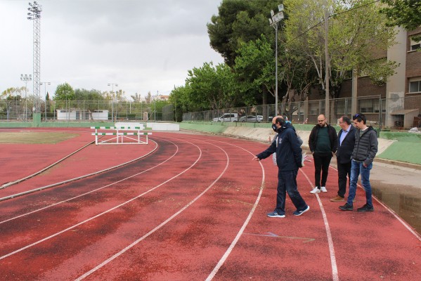 Novelda impulsará la redacción de las mejoras de las pistas de atletismo para iniciar las obras en 2023