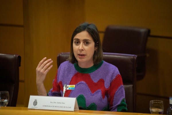 El Ayuntamiento de Elche expone en el Senado su estrategia para fomentar el uso de la bicicleta en la ciudad
