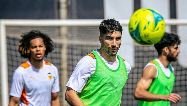 El Valencia se entrenará este jueves en Paterna y volará a Sevilla el viernes
