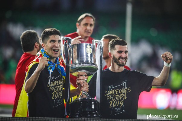 Esta es la experiencia de la plantilla del Valencia en finales