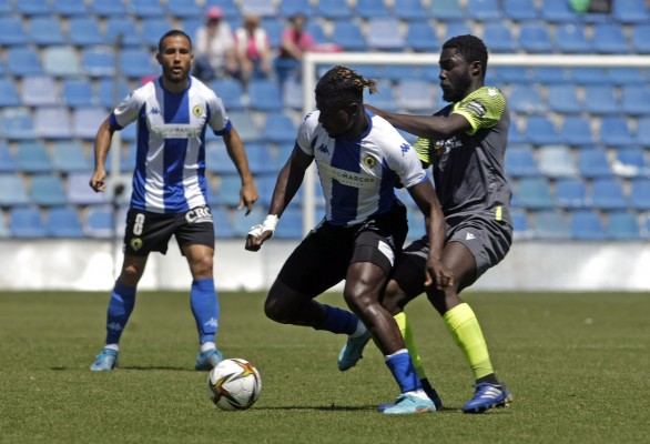 El Hércules fija para las 18 horas el inicio del partido ante el Mancha Real para regatear al calor