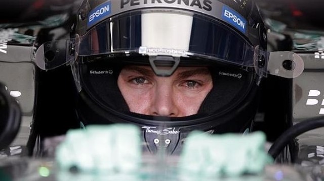 Rosberg vuelve a ser el más rápido en Brasil
