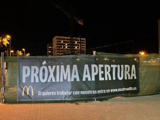 El franquiciado de McDonalds en Alicante crea un holding y abrirá en El Campello
