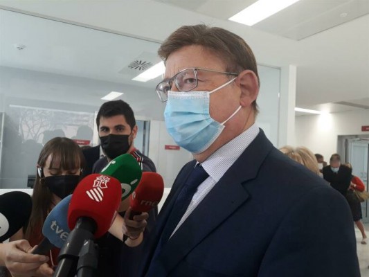 Puig defiende seguir usando la mascarilla en espacios con mucha gente y sin ventilar

