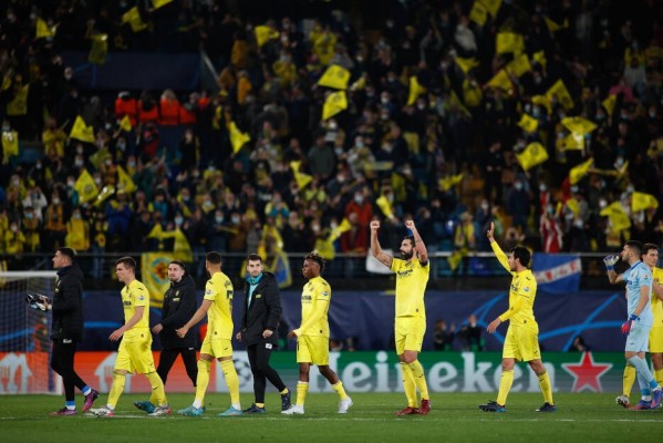 El estadio de la Cerámica mide a un Villarreal-Valencia con la mente lejos de LaLiga