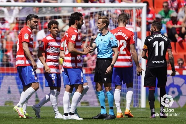 Pizarro Gómez recoge en el acta graves insultos de Neyder Lozano tras el partido