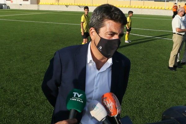 La Diputación anuncia una inversión de 5 millones para renovar campos de fútbol de césped artificial