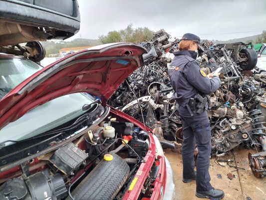 La Policía autonómica detecta 30 empresas ilegales en Alicante hasta marzo