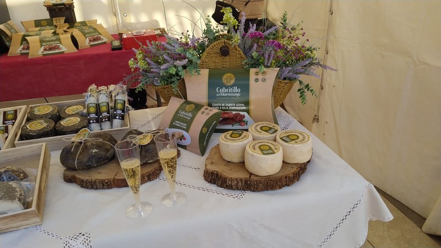 Torre d'en Besora estimula la economia local amb l'elaboració de productes derivats de la llet de cabra