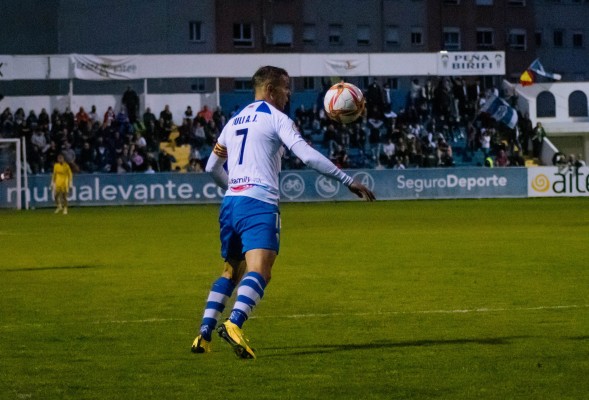 El Alcoyano busca asegurar la permanencia
