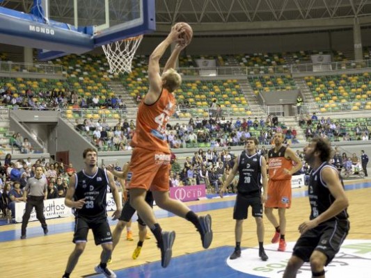 Valencia Basket busca su sexta victoria en Bilbao sin Dubjlevic pero con Diot