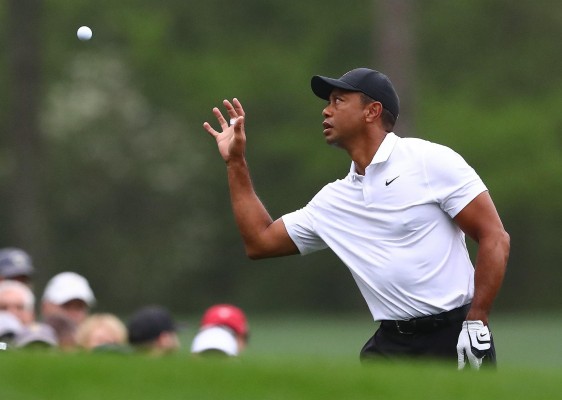 Tiger Woods se inscribe en el Abierto de Estados Unidos