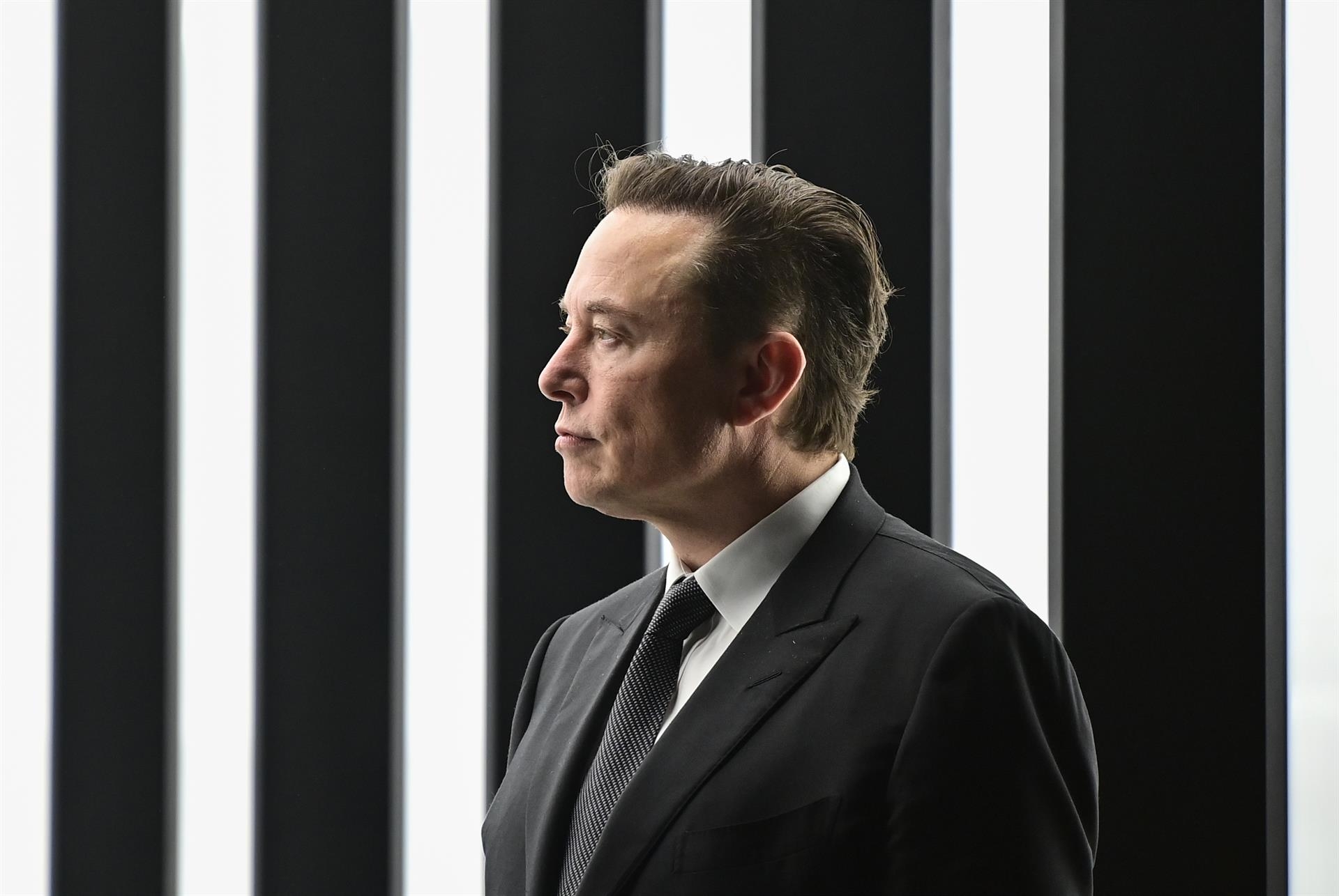 Elon Musk lanza una OPA sobre Twitter por casi 40.000 millones de dólares