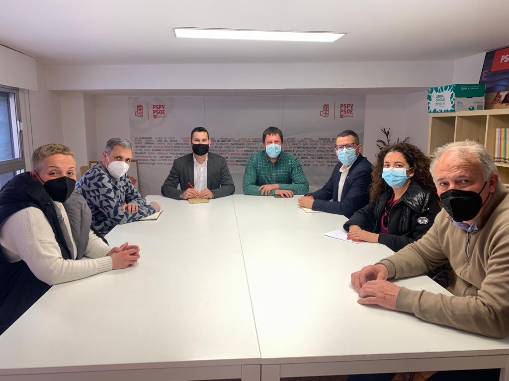 Falomir insta a los secretarios comarcales del PSPV a reforzar las buenas prácticas municipales

