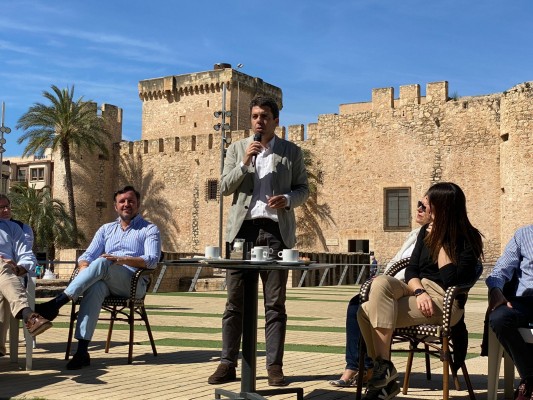 La Diputación y Mazón tratan de ganar peso en Elche con proyectos públicos y privados a un año de las elecciones
 