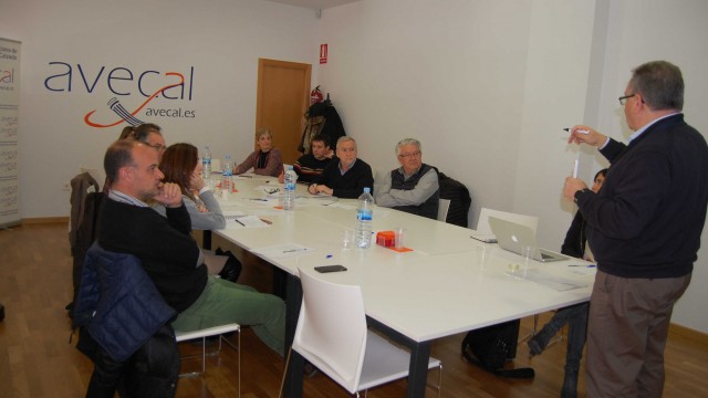 Avecal acoge una mesa de trabajo para el desarrollo del Plan Estratégico de la Industria