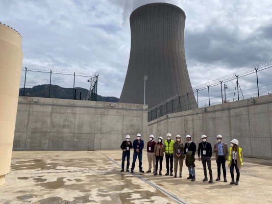 El Gobierno insiste en su rechazo a clasificar la energía nuclear y el gas natural como inversión verde
