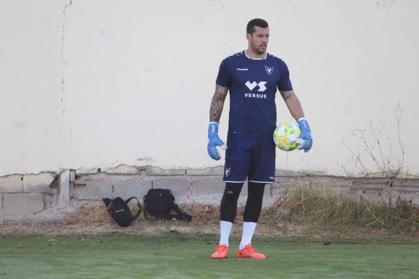 El portero Biel Ribas abandona el UCAM CF por 
