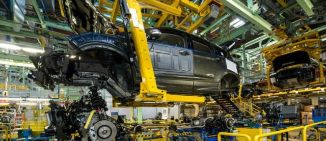Ford Almussafes adelanta las vacaciones unas horas tras un incendio en la planta de pinturas