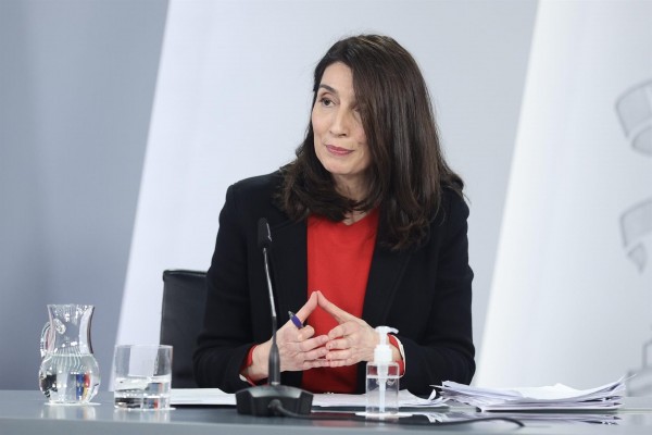 El Gobierno suprimirá desnudos integrales o pruebas ginecológicas para determinar la mayoría de edad