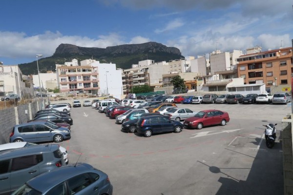 Calp inicia un Plan de Reforma Interior para dar licencias a comercios y permisos de obras tras 30 años

