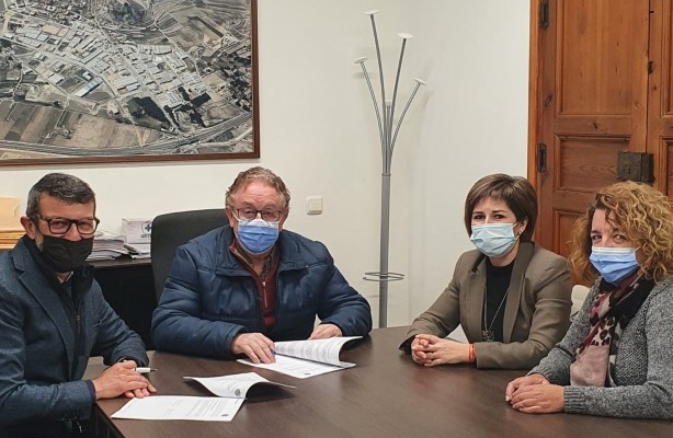 Castalla renueva el convenio de colaboración anual con Cruz Roja 
