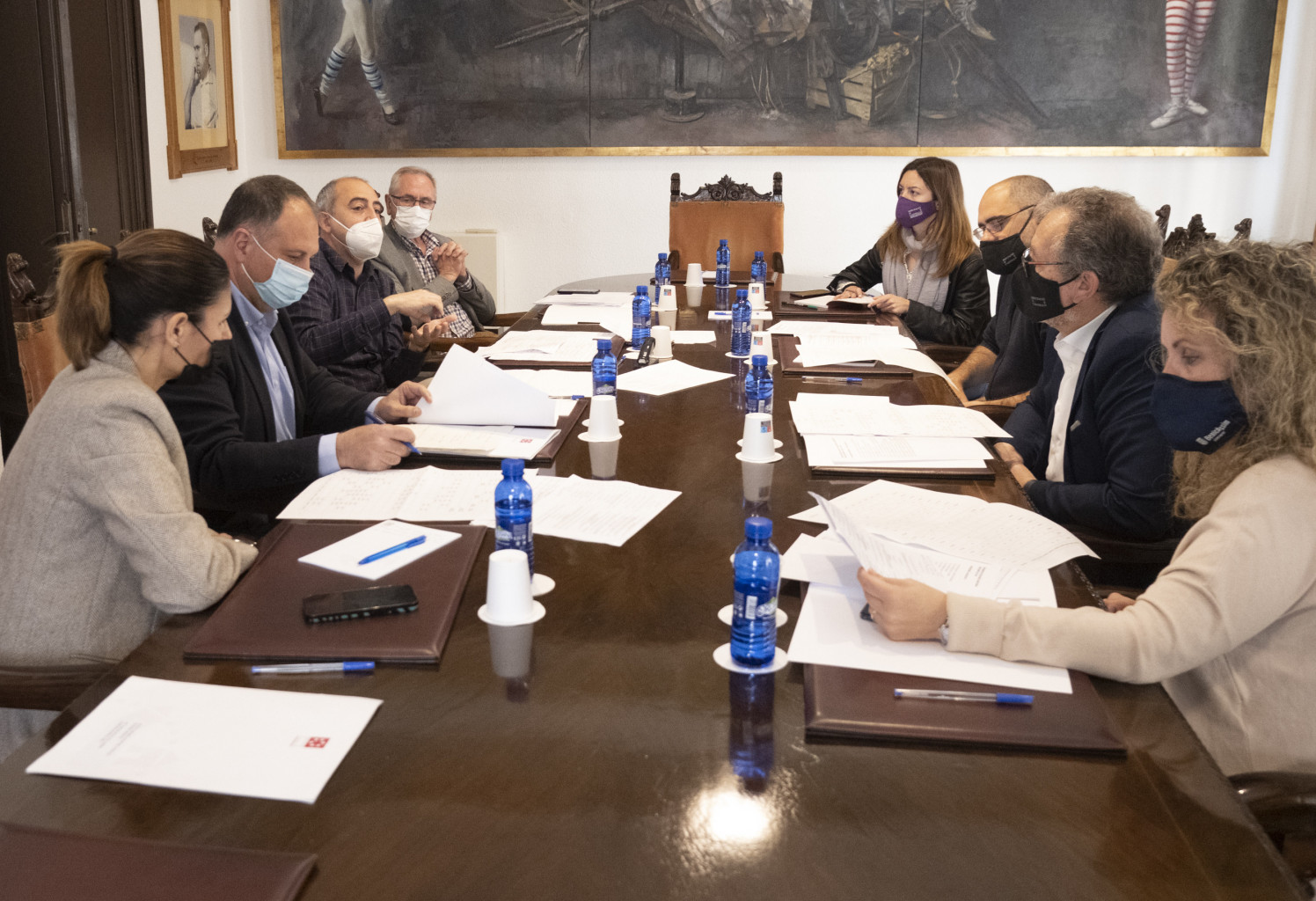 Martí entrega un borrador a los grupos de la Diputación para sellar el pacto de carreteras