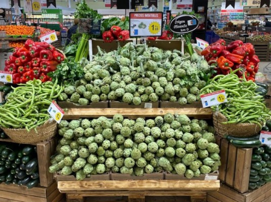 El 70% de las alcachofas que distribuye Carrefour crecen en campos murcianos
