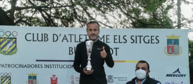 Francisco Mariano Martínez bate el récord regional de los 100 kilómetros