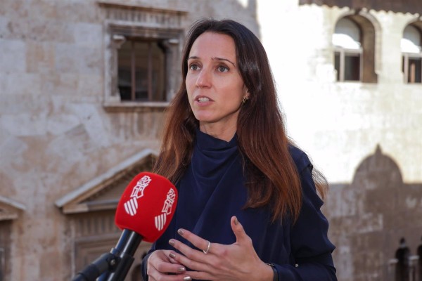 Presidencia licita varias oleadas de encuestas para los próximos 18 meses por 300.000 euros
