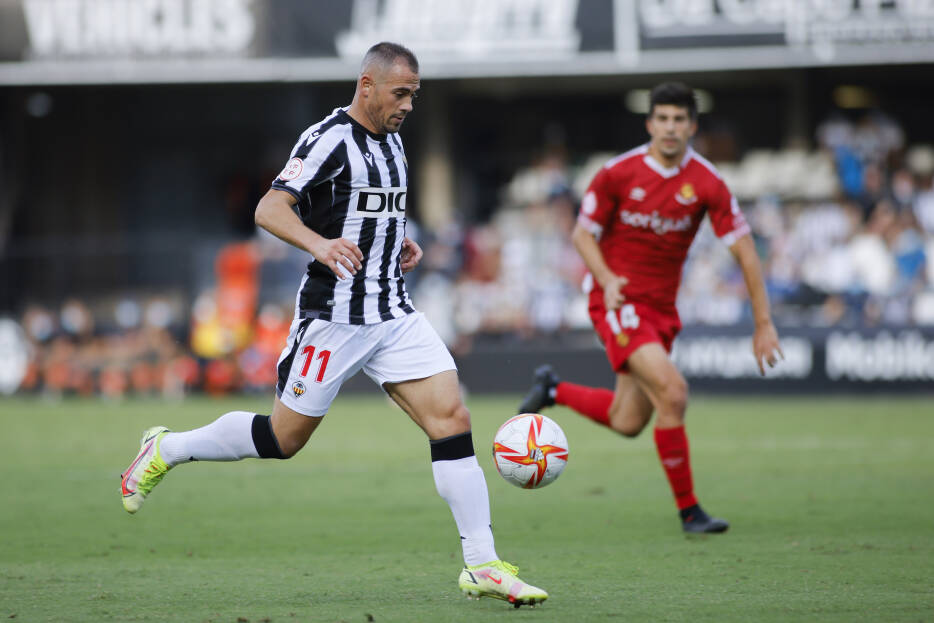El CD Castellón afronta en Tarragona la primera de las finales por el play off de ascenso