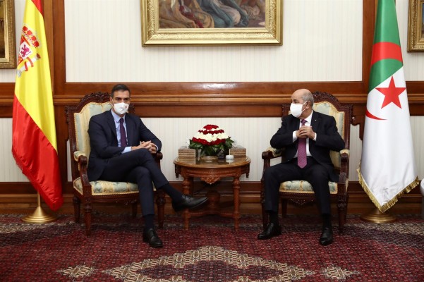 El Gobierno zanja la crisis con Marruecos pero queda pendiente la reconciliación con Argelia