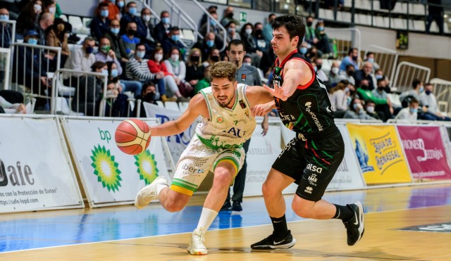 El TAU doblega al Palma a golpe de triples (103-98)