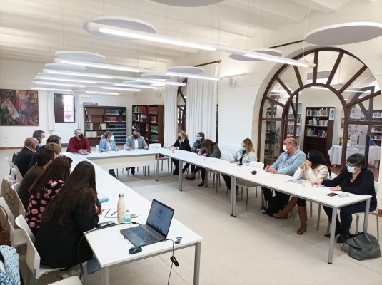 Los ayuntamientos de la Marina Baixa trabajan en un pacto por el empleo tras el intento fallido de 2015