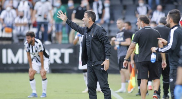 Raül Agné, técnico del Nàstic: 