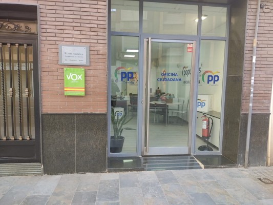 Vox Castelló, el nuevo vecino del Partido Popular