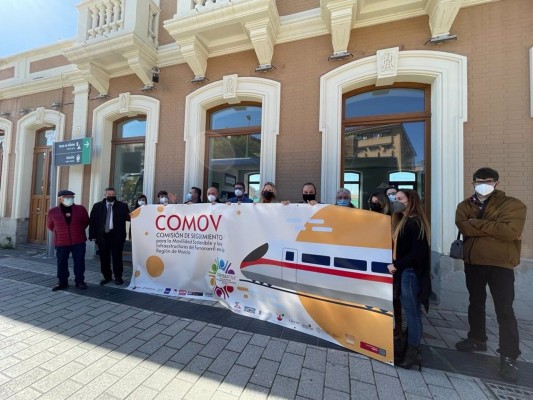 Una nueva plataforma defiende la vertebración del transporte ferroviario de Murcia y Albacete