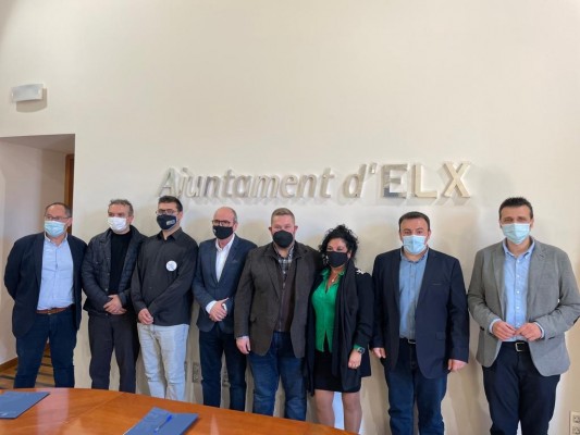 Elche colabora con la cátedra Tempe-Apsa de la UMH para formar a 12 jóvenes con discapacidad intelectual 