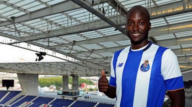El Oporto renueva al medio defensivo Danilo hasta 2022