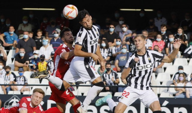 El Castellón vende entradas a 15 euros a sus abonados para el partido ante el Nàstic