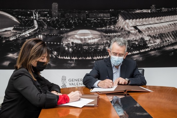 La abogacía valenciana renueva el convenio que permite aparcar en condiciones ventajosas en el Umbracle