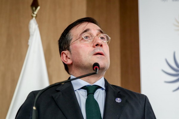 El Gobierno expulsa a 25 diplomáticos rusos porque representan una 