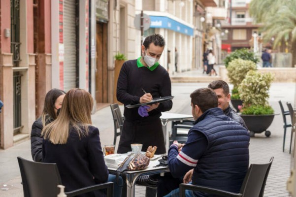 Reforma laboral en Alicante: un 35% de los nuevos contratos son indefinidos, mejor que la media