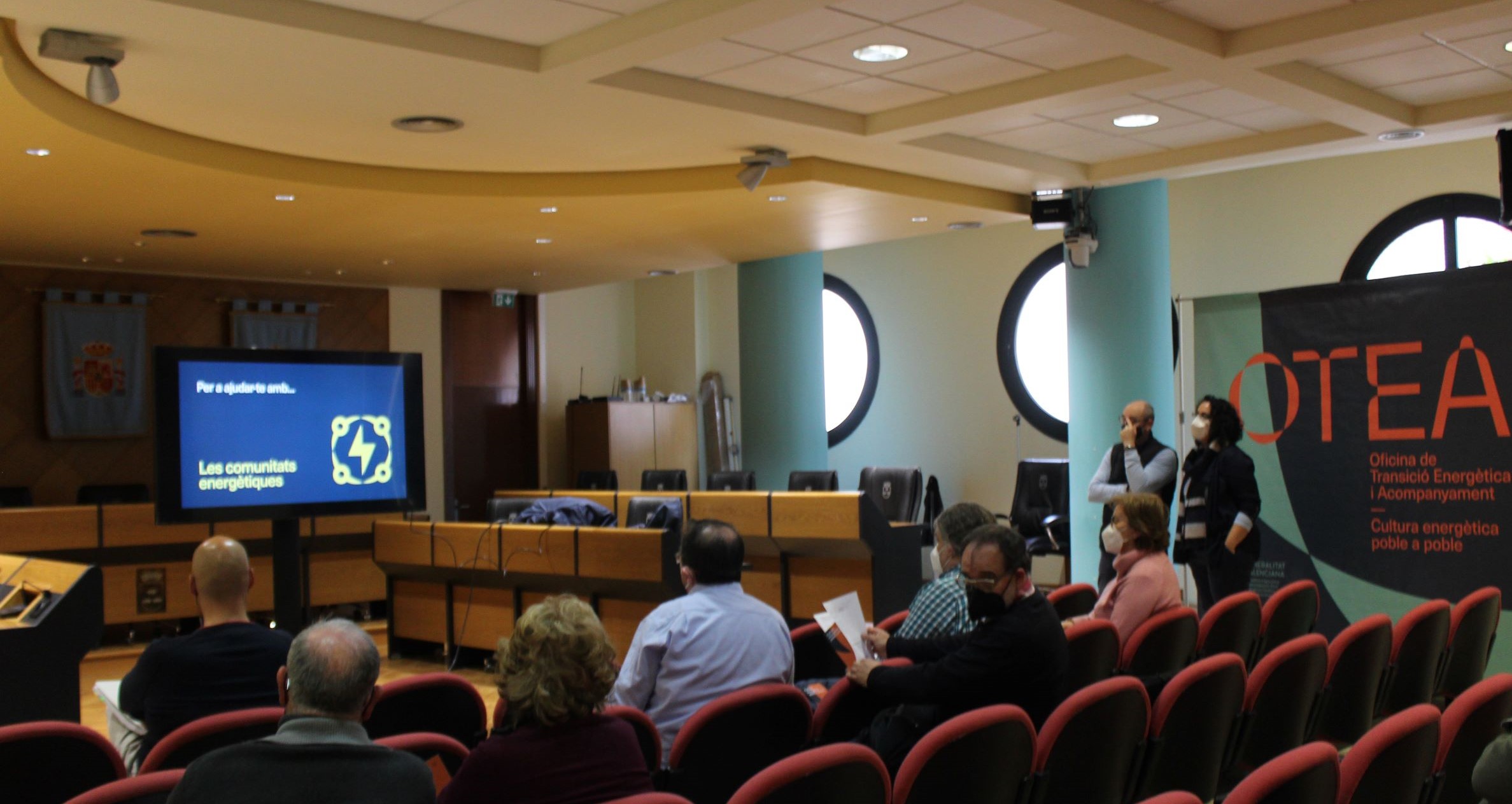 La Oficina de Transición Energética asesora a los vecinos de Burriana sobre opciones renovables